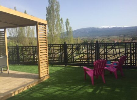 Chalet Sesame Verguettes Jardin Vue Chalet Sesame view Ventoux Camping Les Verguettes